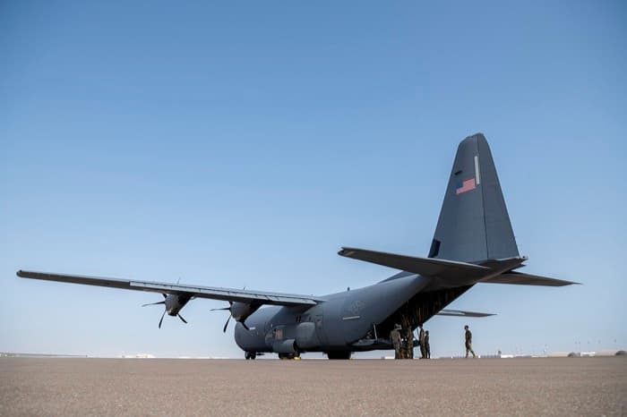 Cargo aircraft being loaded
